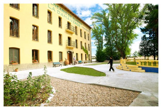 Hotel Balneario Almeida Dama Verde Almeida de Sayago エクステリア 写真